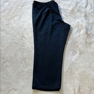 Dockers Men’s Black Chinos Classic Style Pleated Fit 100% Cotton SZ 44 X 30